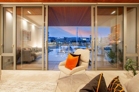 Photo of property in Clyde Quay Wharf, 1/7b Clyde Quay Wharf, Te Aro, Wellington, 6011