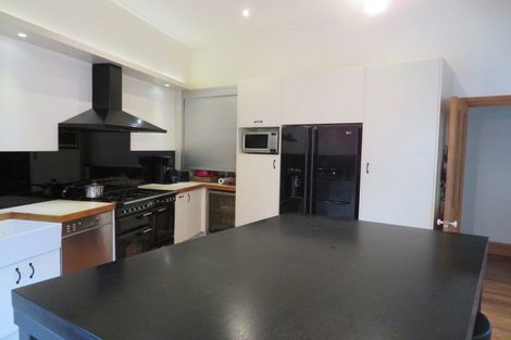 Photo of property in 6 Cardigan Street, Arrowtown, 9302