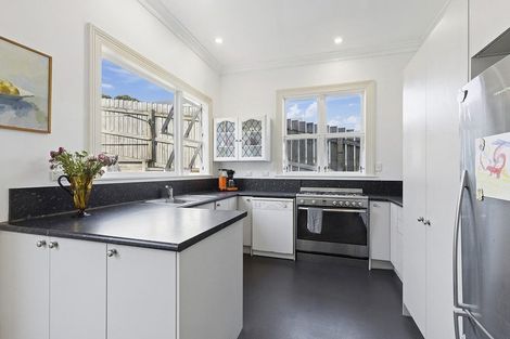 Photo of property in 7 Vera Street, Karori, Wellington, 6012