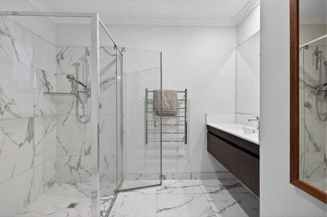 Photo of property in 33 Te Kio Crescent, Papamoa Beach, Papamoa, 3118