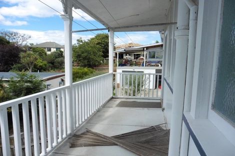 Photo of property in 4 Burlington Road, Hospital Hill, Napier, 4110