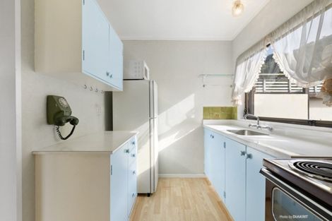 Photo of property in 236a Queens Drive, Lyall Bay, Wellington, 6022