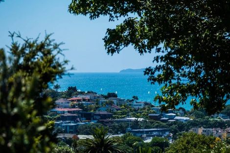 Photo of property in 2/56 Galaxy Drive, Mairangi Bay, Auckland, 0630