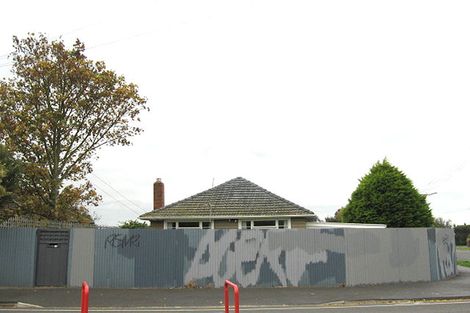 Photo of property in 98 Northcote Road, Northcote, Christchurch, 8052