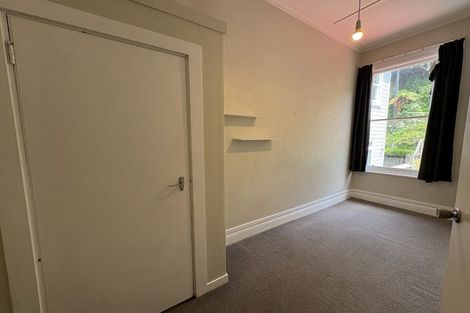 Photo of property in 1/18 Clifton Terrace, Kelburn, Wellington, 6012