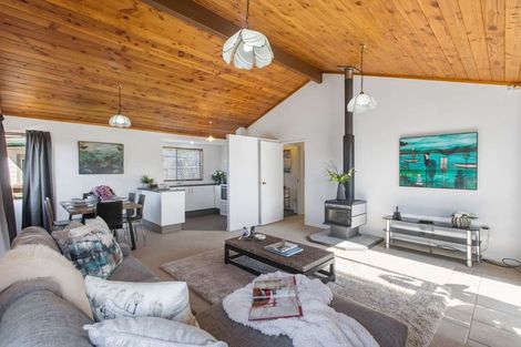 Photo of property in 2/10 Don Street, Papakura, 2110