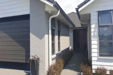 Photo of property in 65 Awatira Drive, Papamoa Beach, Papamoa, 3118