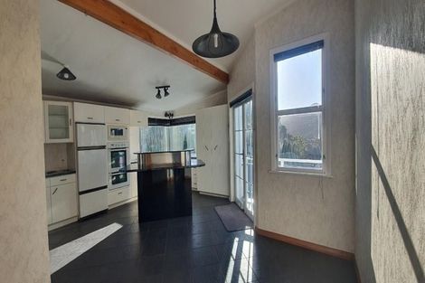 Photo of property in 4 Cecil Road, Wadestown, Wellington, 6012