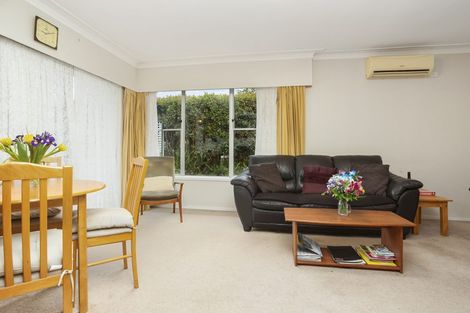 Photo of property in 2/84 Coronation Road, Mangere Bridge, Auckland, 2022