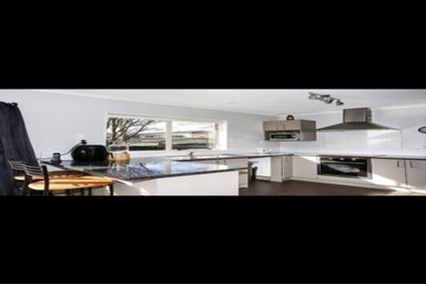 Photo of property in 12 Prado Drive, Pukekohe, 2120