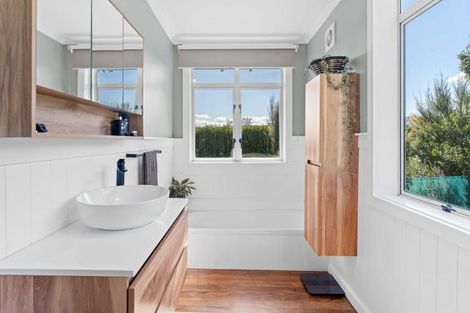 Photo of property in 5 Tui Pa Road, Te Aroha, 3392