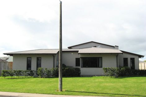 Photo of property in 2 Saint Hill Lane, Havelock North, 4130