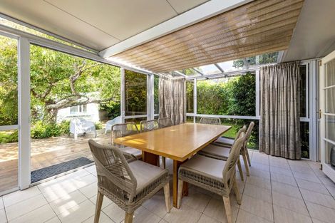 Photo of property in 9 Glamis Avenue, Manly, Whangaparaoa, 0930