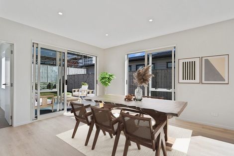 Photo of property in 77 Pepene Avenue, Takanini, Auckland, 2112