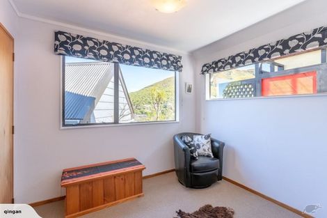 Photo of property in 20b Govind Grove, Ngaio, Wellington, 6035