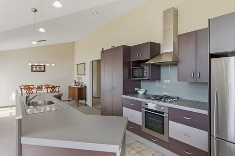 Photo of property in 2 Cadastral Court, Paraparaumu, 5032