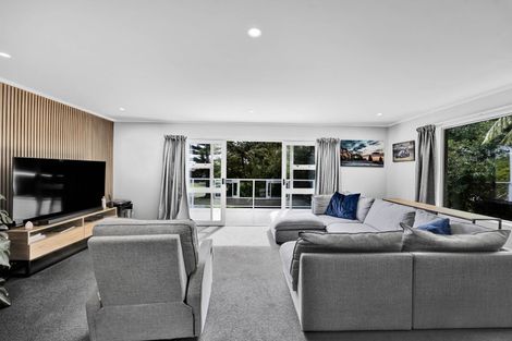 Photo of property in 21 Tainui Terrace, Inglewood, 4330