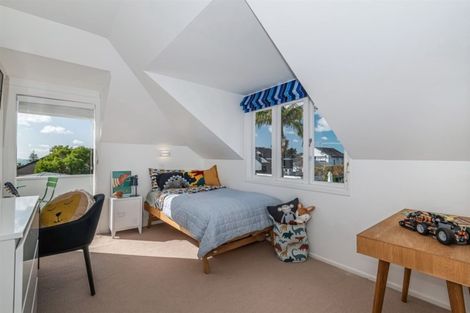 Photo of property in 7 Hauraki Road, Hauraki, Auckland, 0622