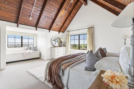 Photo of property in 7 Luana Way, Bucklands Beach, Auckland, 2014