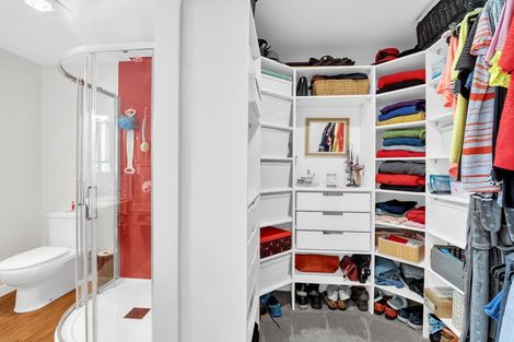 Photo of property in 27 Balrickard Way, Milson, Palmerston North, 4414