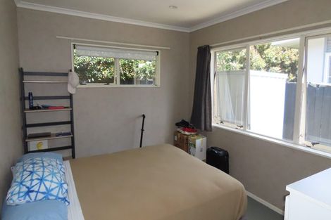 Photo of property in 19 Kelvin Road, Papakura, 2110