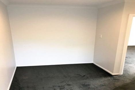 Photo of property in 118b Newlands Road, Newlands, Wellington, 6037