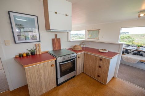 Photo of property in 97 Cable Bay Block Road, Cable Bay, 0420