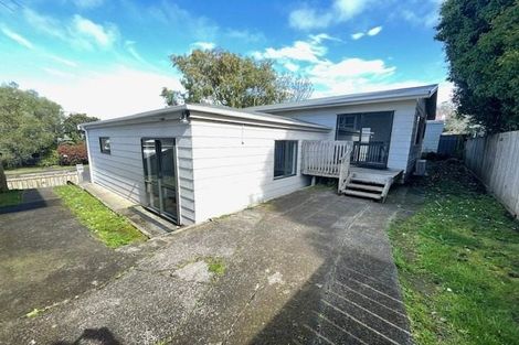 Photo of property in 33 Friedlanders Road, Manurewa, Auckland, 2102