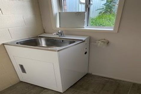 Photo of property in 1/57 Chartwell Avenue, Glenfield, Auckland, 0629