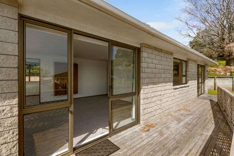 Photo of property in 2/22 Dartmoor Avenue, Westown, New Plymouth, 4310