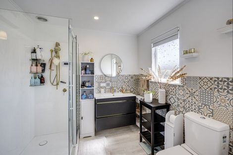 Photo of property in 51 Folkestone Drive, Flaxmere, Hastings, 4120