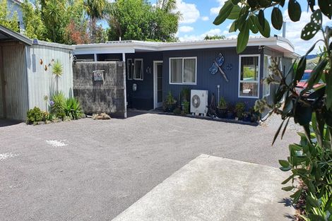 Photo of property in 10 Falls View Road, Haruru, 0204