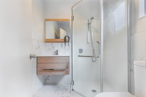 Photo of property in 217a Onewa Road, Birkenhead, Auckland, 0626