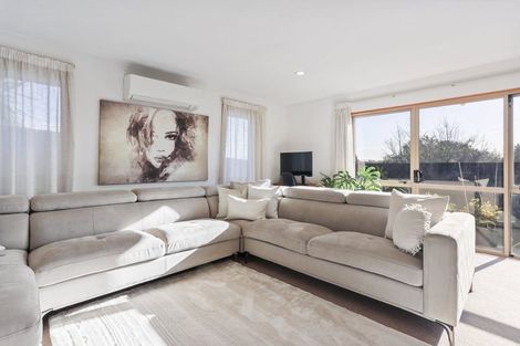 Photo of property in 267a Lake Terrace Road, Shirley, Christchurch, 8061