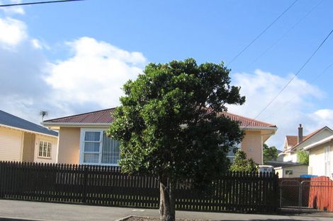 Photo of property in 22 Collins Street, Petone, Lower Hutt, 5012