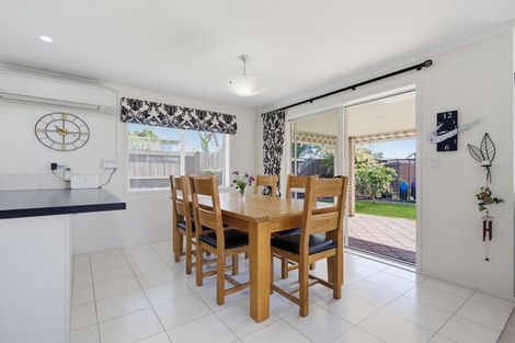 Photo of property in 63b Malta Crescent, Katikati, 3129