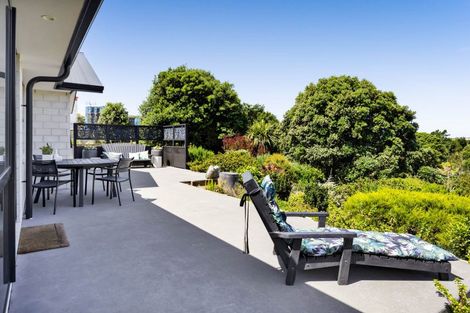 Photo of property in 6 Aytoun Street, Opunake, 4616