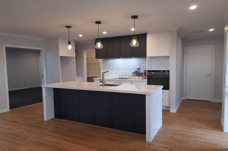 Photo of property in 33 Ngaru Crescent, Wharewaka, Taupo, 3330