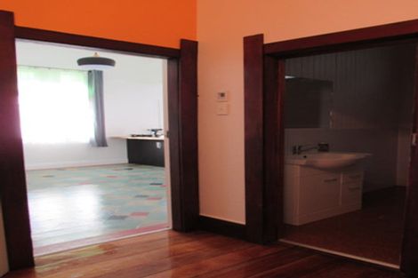 Photo of property in 6 Hurworth Place, College Estate, Whanganui, 4500