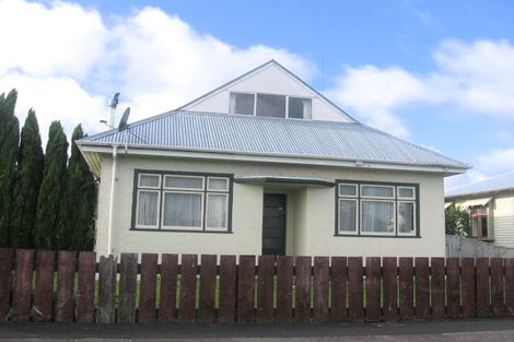 Photo of property in 89 Shamrock Street, Takaro, Palmerston North, 4412