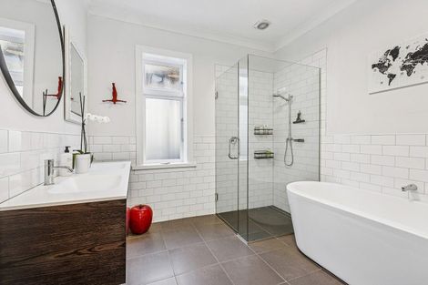 Photo of property in 8 Plymouth Street, Karori, Wellington, 6012