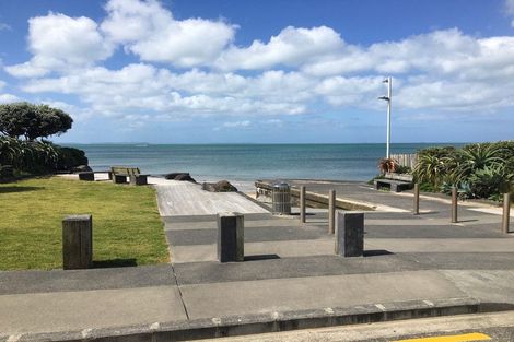 Photo of property in 1/6 Ocean View Road, Milford, Auckland, 0620