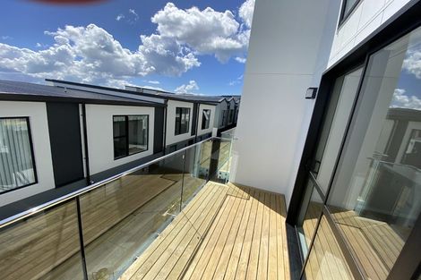 Photo of property in 31 Hinonga Loop, Silverdale, 0932