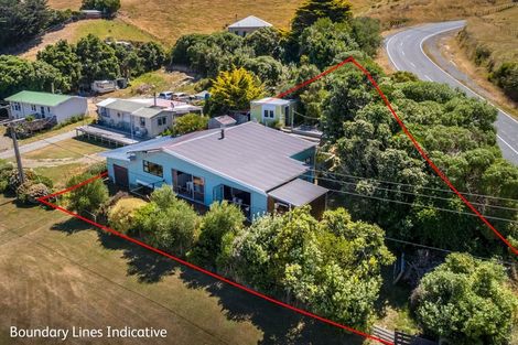 Photo of property in 4 Whangaimoana Beach Road, Whangaimoana, Pirinoa, 5772