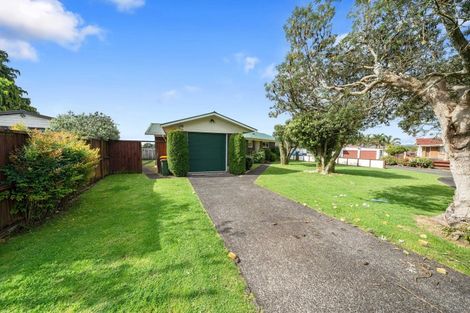 Photo of property in 2 Dalton Court, Pukekohe, 2120