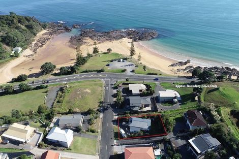 Photo of property in 16 Stratford Drive, Cable Bay, 0420