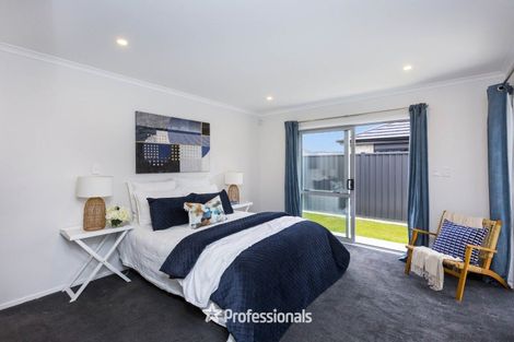 Photo of property in 11 Te Kaeaea Crescent, Wallaceville, Upper Hutt, 5018