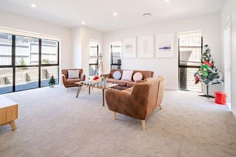 Photo of property in 52 Golden Morning Drive, Albany Heights, Auckland, 0632