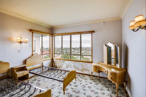 Photo of property in 1 Delhi Road, Hospital Hill, Napier, 4110