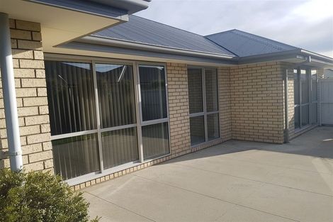 Photo of property in 72 Mcmahon Drive, Aidanfield, Christchurch, 8025